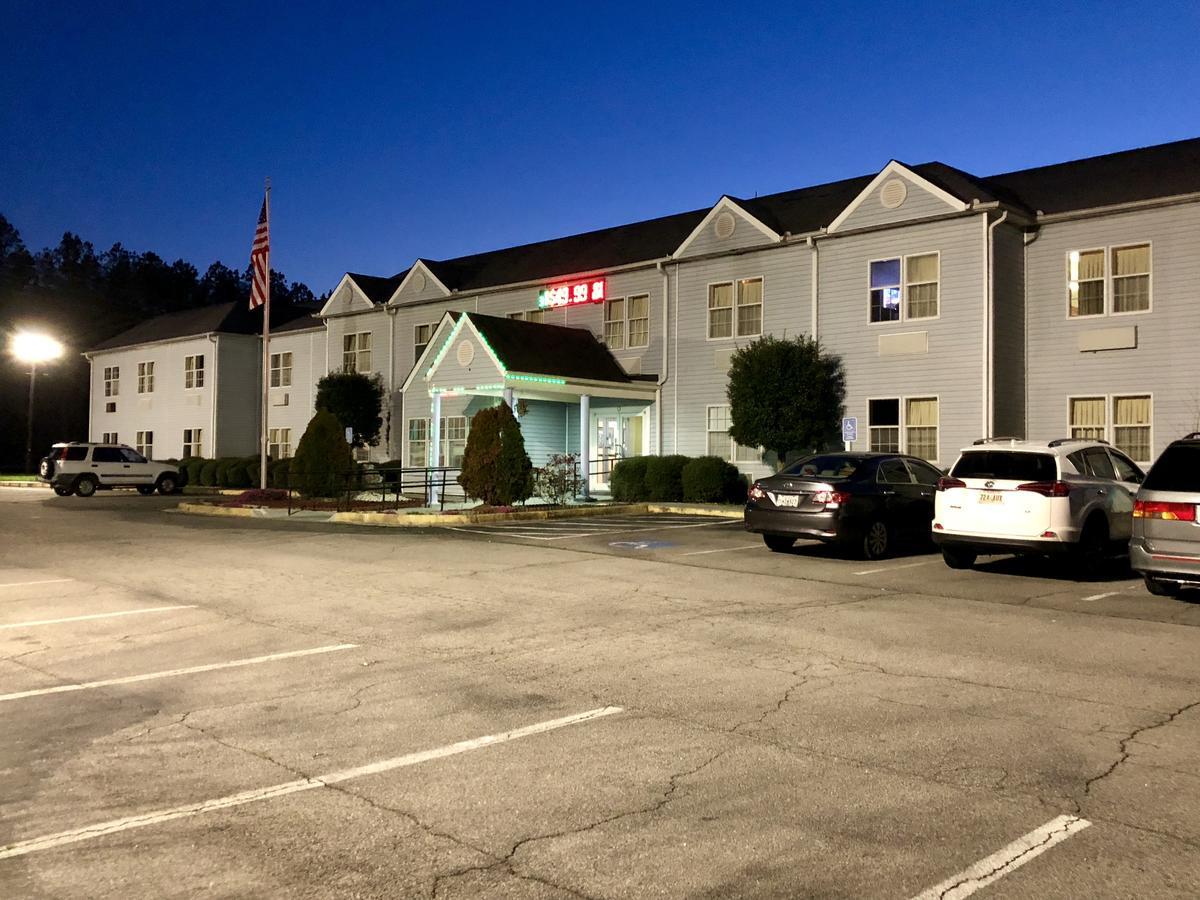 格林斯伯勒/奥科尼湖 - 假日酒店 外观 照片